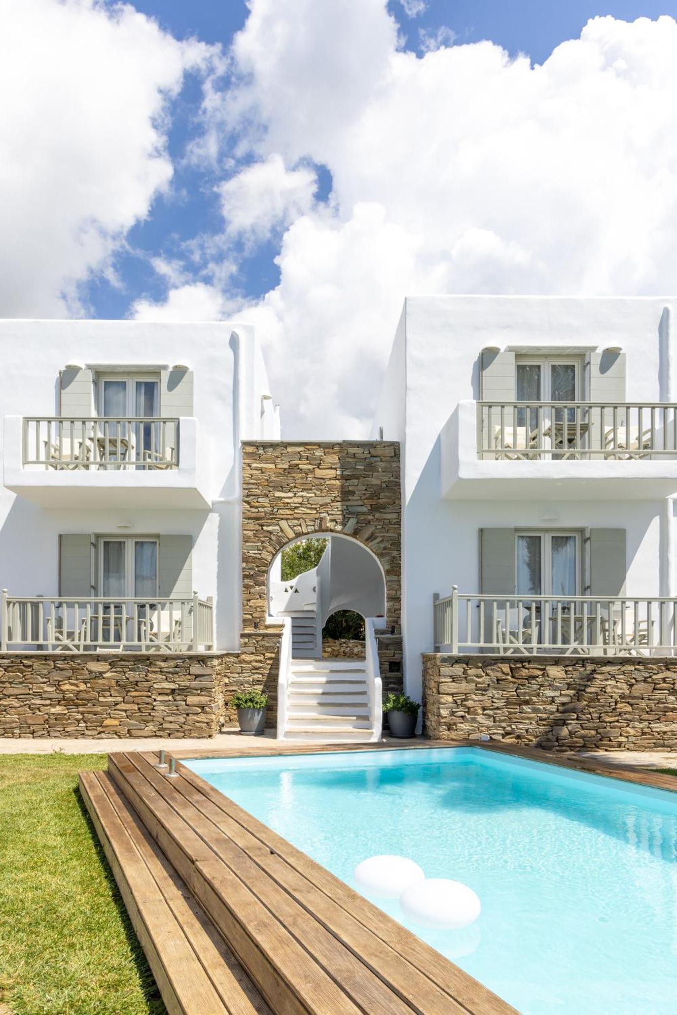 Soulmate'S Suites Tinos Kionia Exterior photo