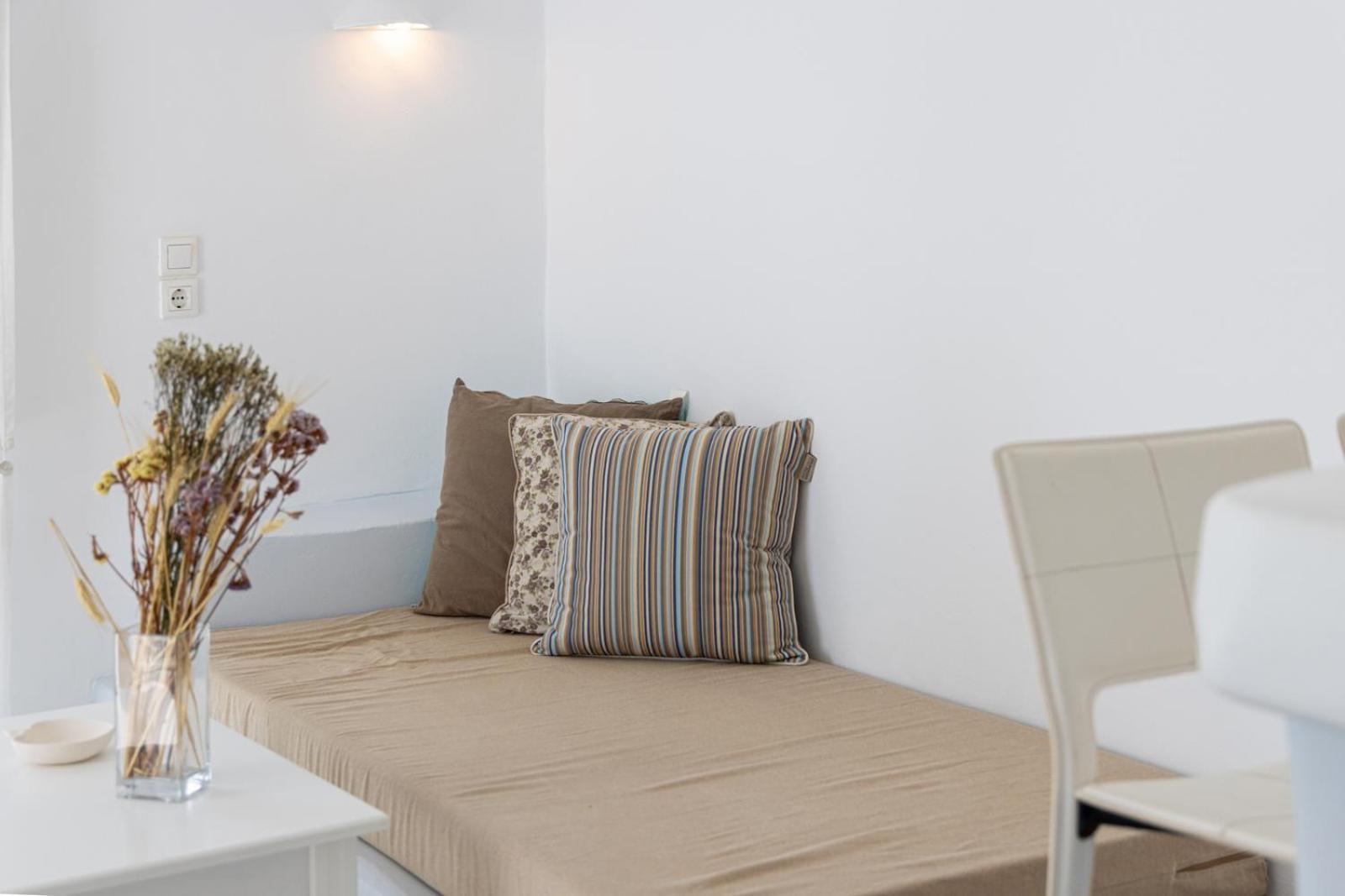 Soulmate'S Suites Tinos Kionia Exterior photo